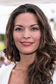 Alana de la Garza